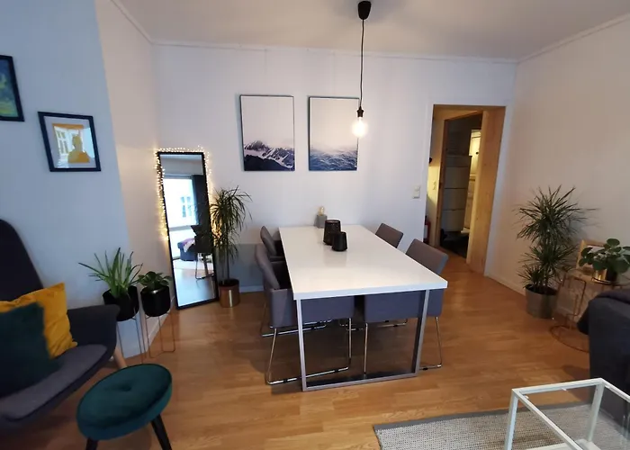 Apartment In The Heart Of *